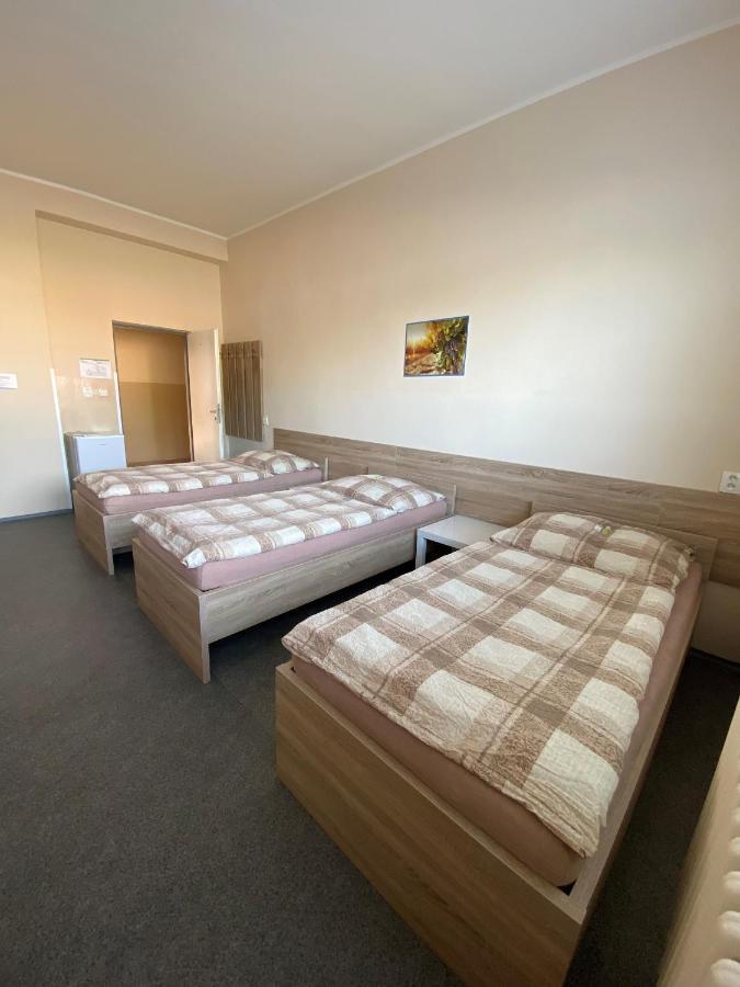 Hostel Hodonin Ngoại thất bức ảnh